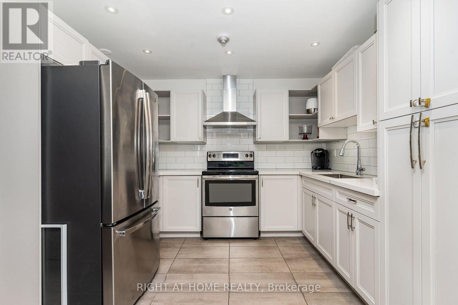 2805 - 100 Antibes Drive, Toronto, Ontario  M2R 3N1 - Photo 43 - C13532716