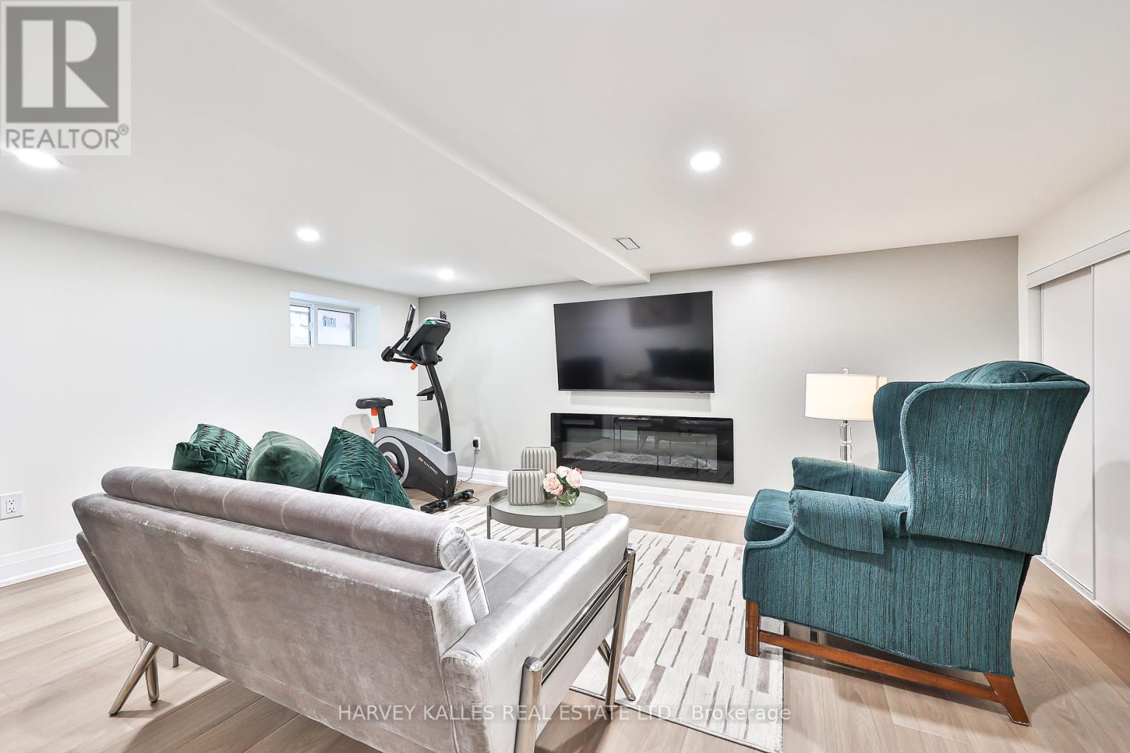232 Belsize Drive, Toronto, Ontario  M4S 1M4 - Photo 24 - C13532778