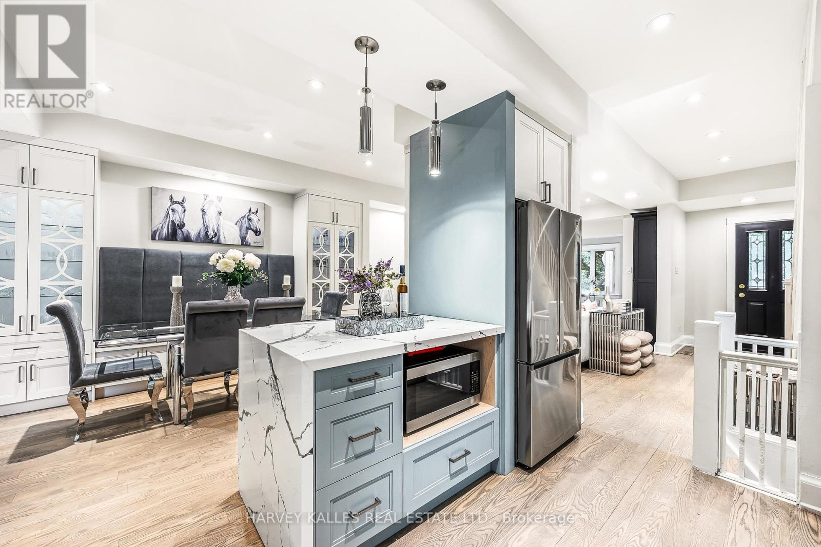 232 Belsize Drive, Toronto, Ontario  M4S 1M4 - Photo 8 - C13532778