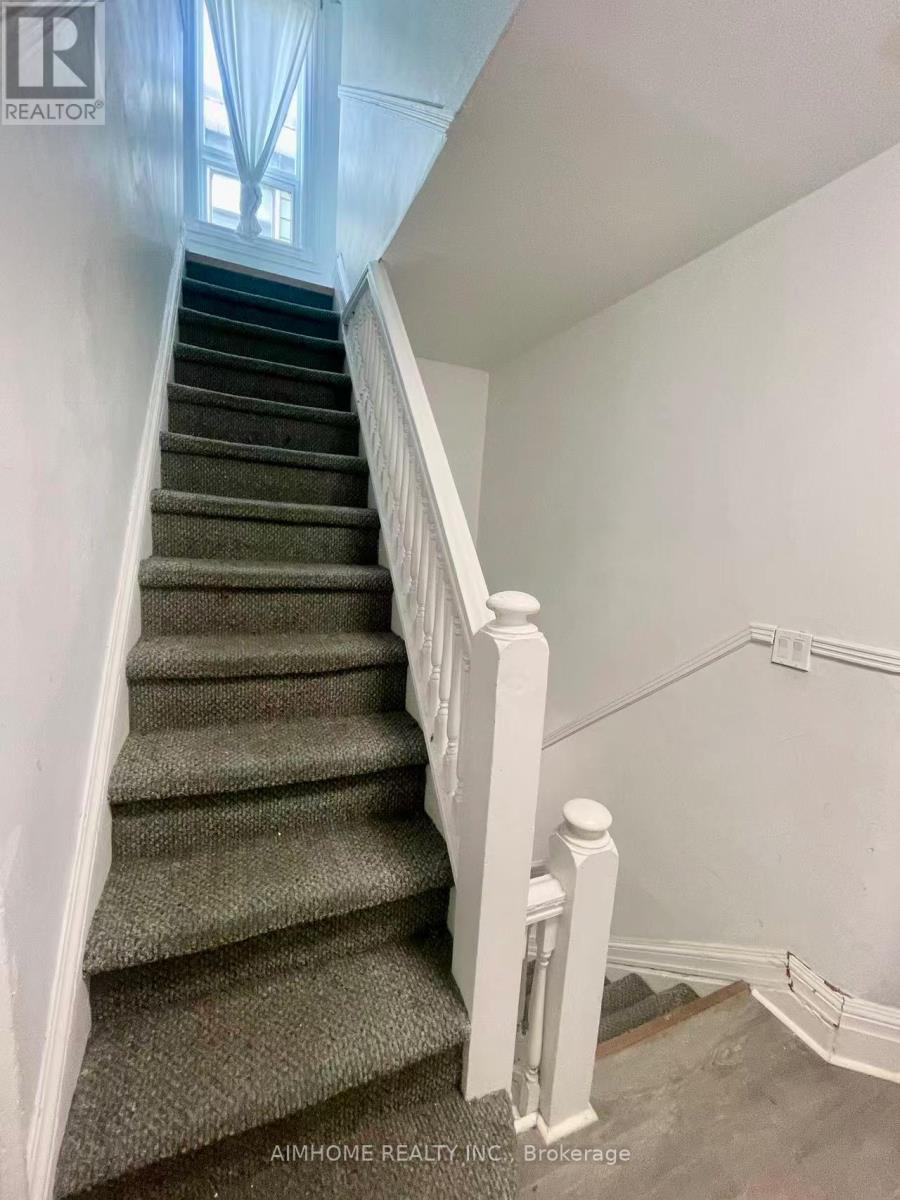 625 Bathurst Street, Toronto, Ontario  M5S 2R2 - Photo 2 - C13532818