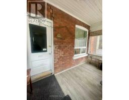 625 BATHURST STREET, Toronto, Ontario