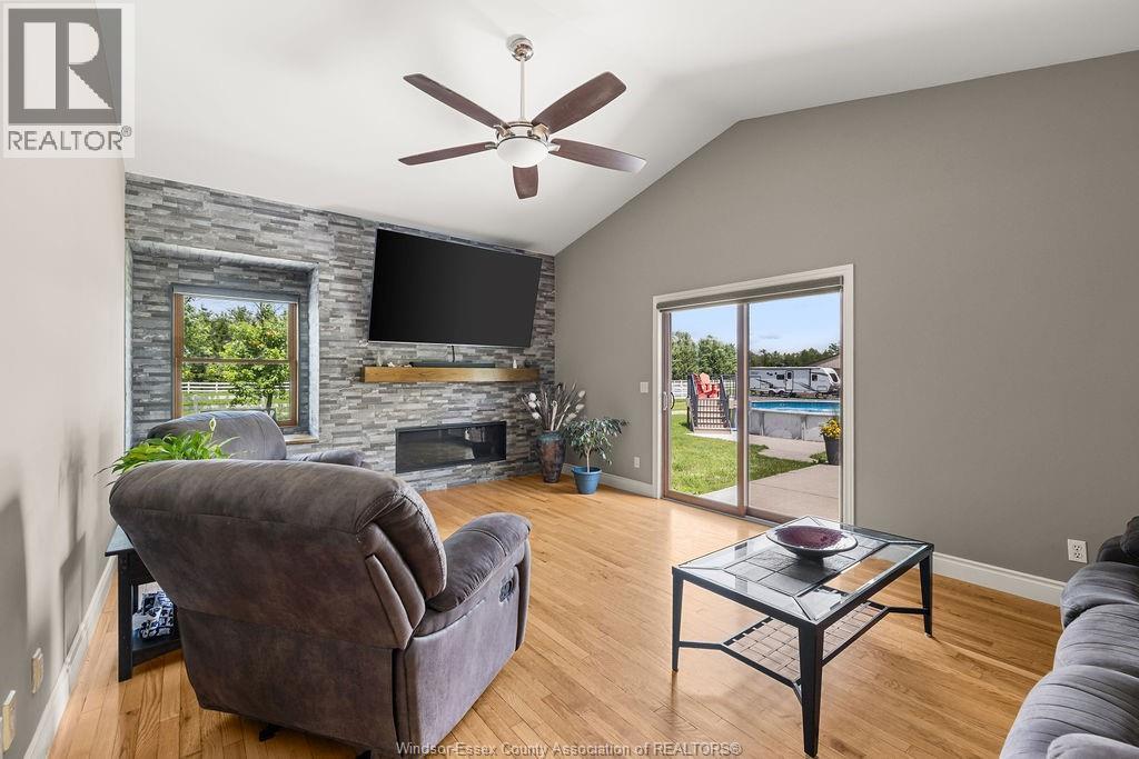 1418 County Rd 31, Lakeshore, Ontario N0R 1S0 - Photo 5 - 26016280