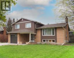 76 CLOVERDALE Crescent, Kitchener, Ontario