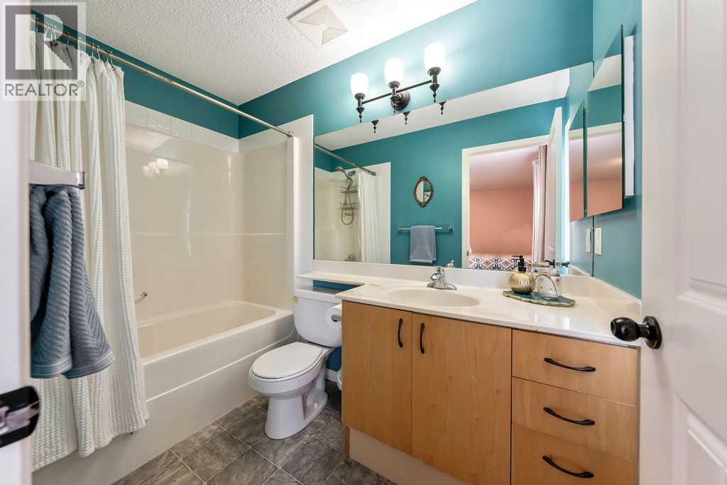 19 Drake Landing Way, Okotoks, Alberta T1S 0B9 - Photo 23 - A2318653