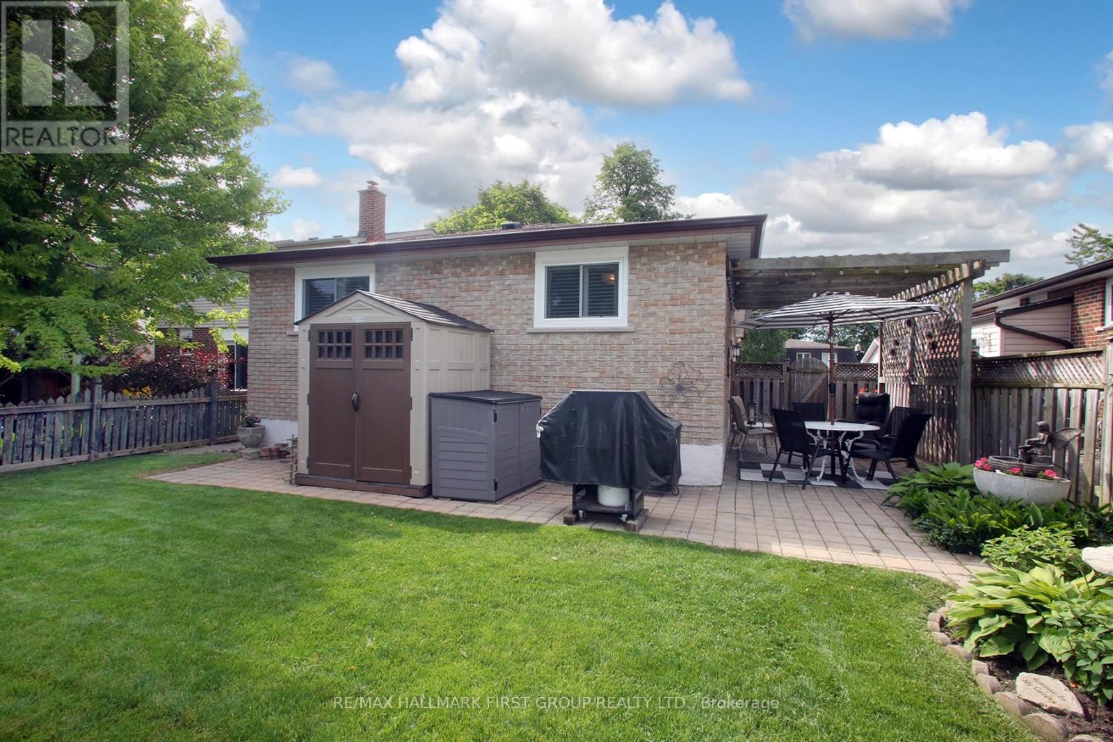 10 Calais Street, Whitby, Ontario  L1N 5M1 - Photo 22 - E13532736