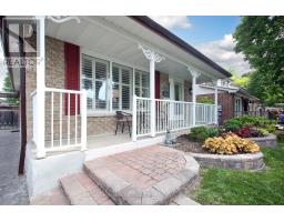 10 CALAIS STREET, Whitby, Ontario