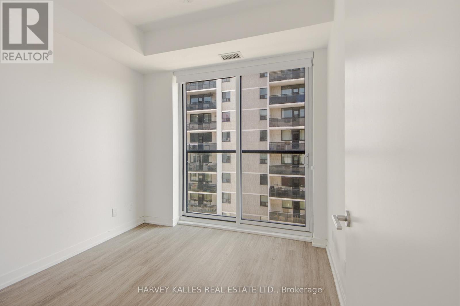 524 - 94 Eastdale Avenue, Toronto, Ontario  M4C 5A1 - Photo 4 - E13532774