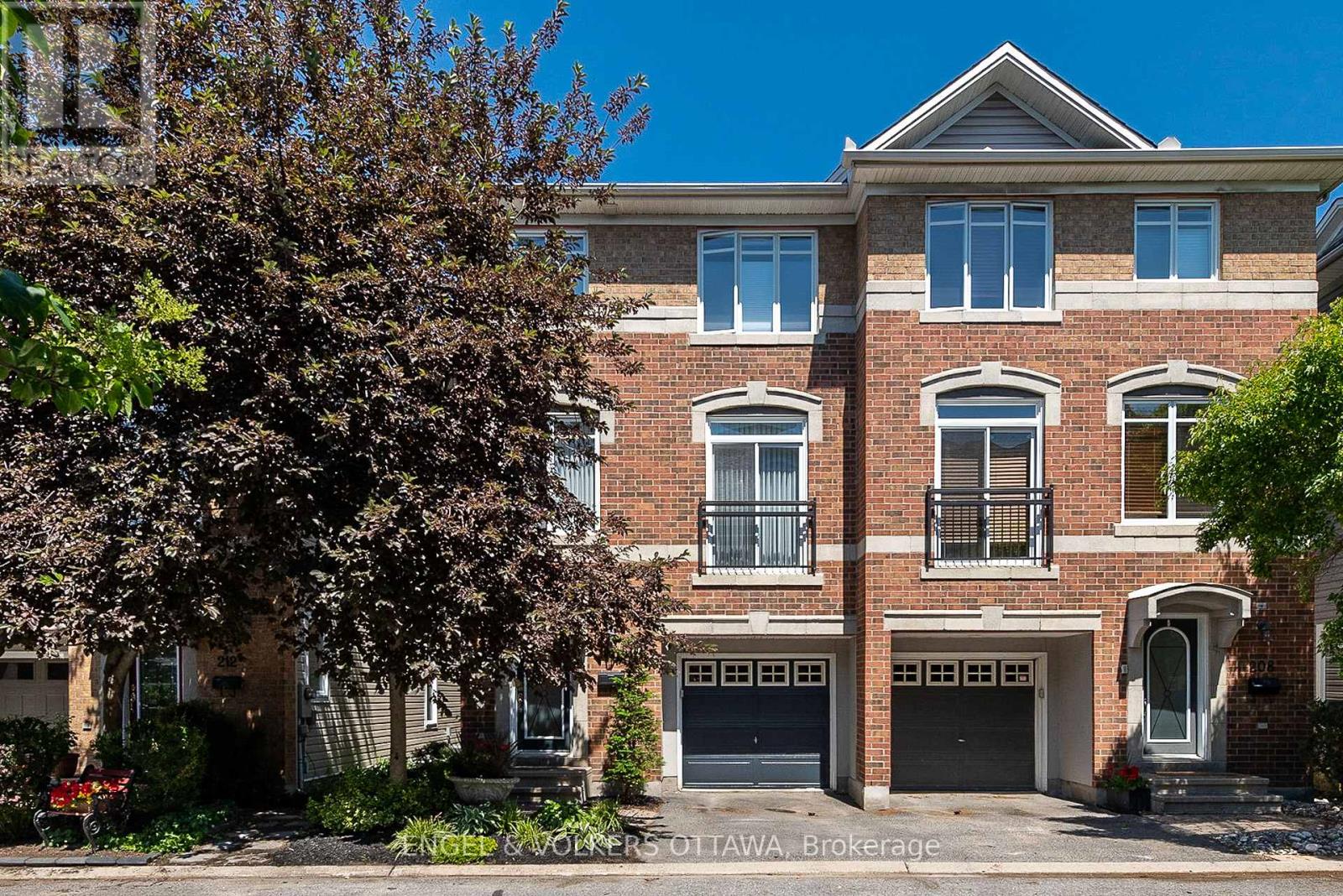 210 WEST VILLAGE PRIVATE, Ottawa, Ontario