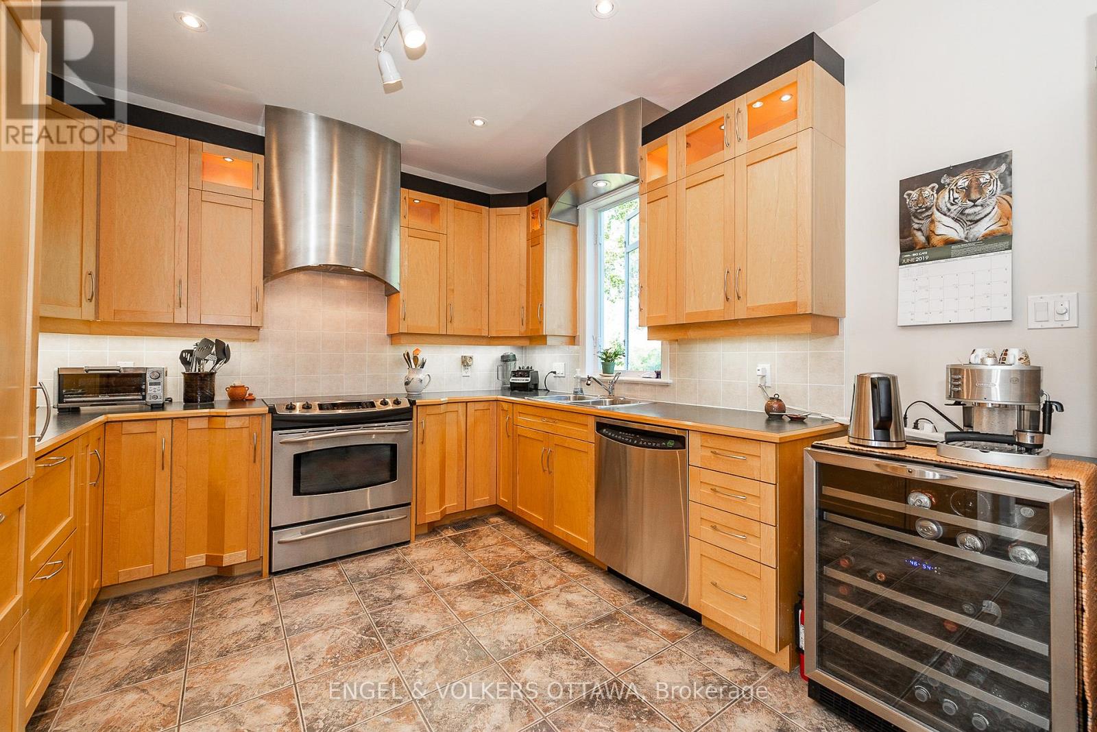 210 West Village Private, Ottawa, Ontario  K1Z 1E4 - Photo 19 - X13532500