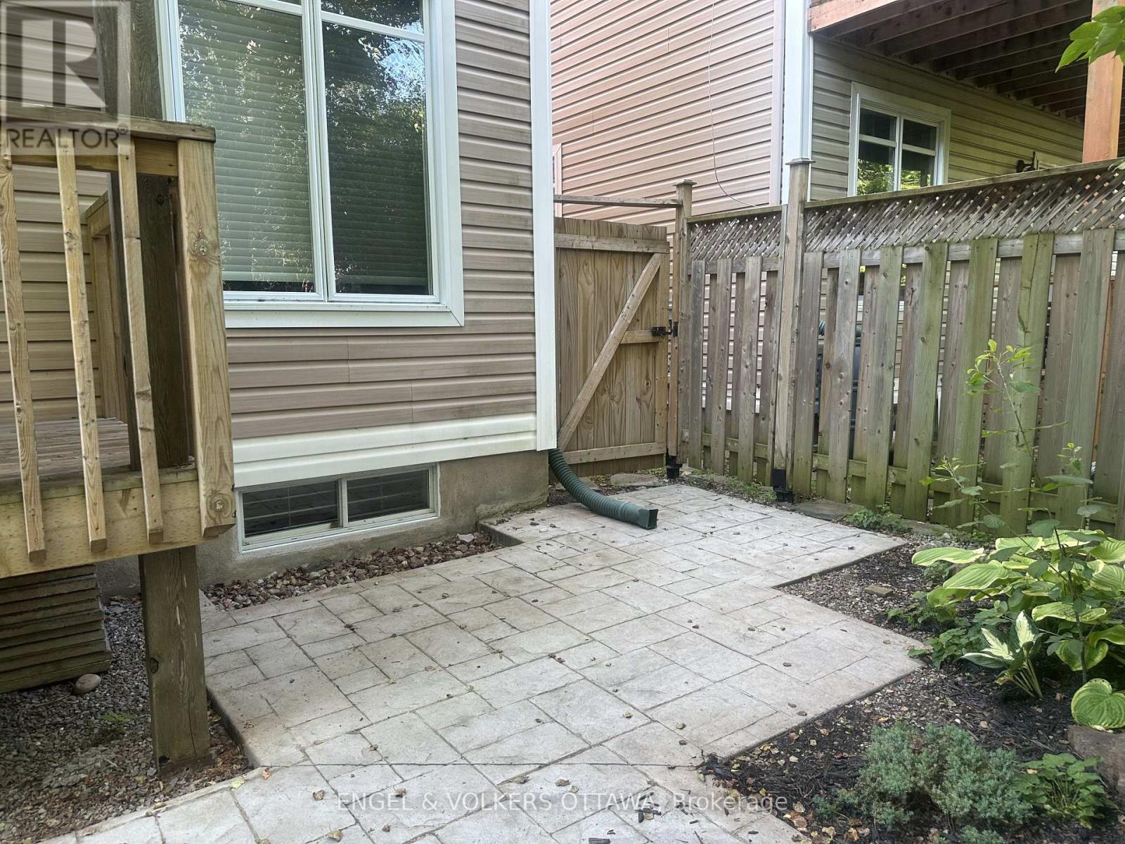 210 West Village Private, Ottawa, Ontario  K1Z 1E4 - Photo 37 - X13532500