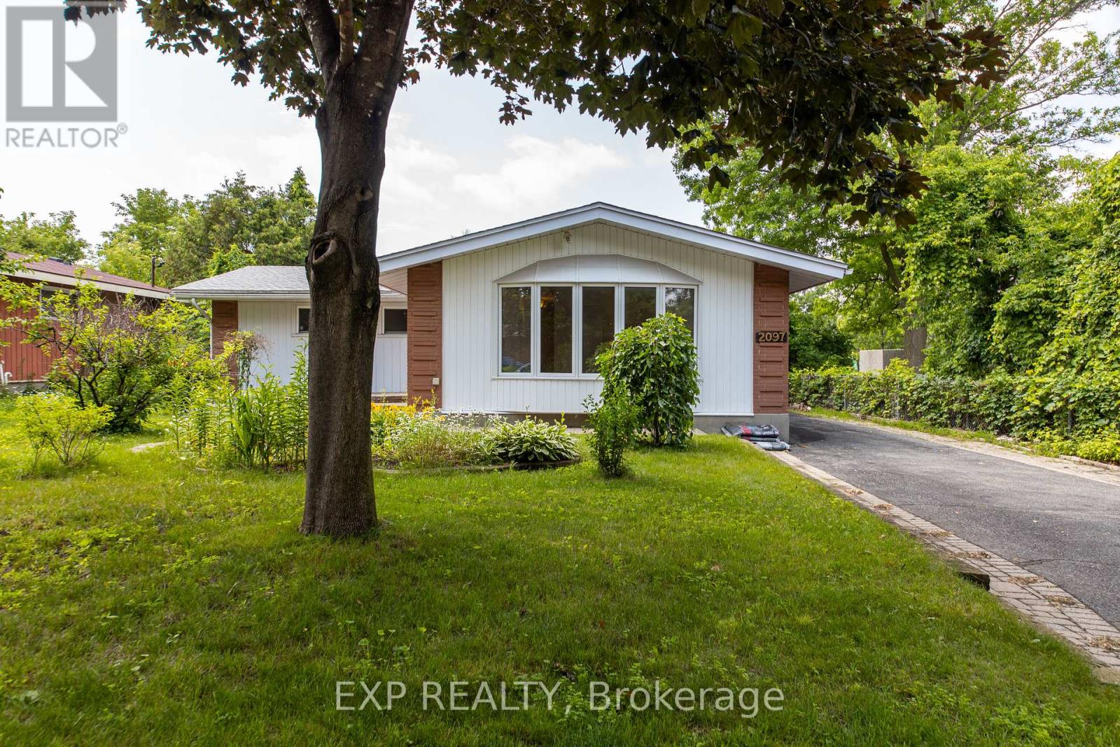 2097 Kingsley Road, Ottawa, Ontario K2C 2X6 - Photo 2 - X13532712