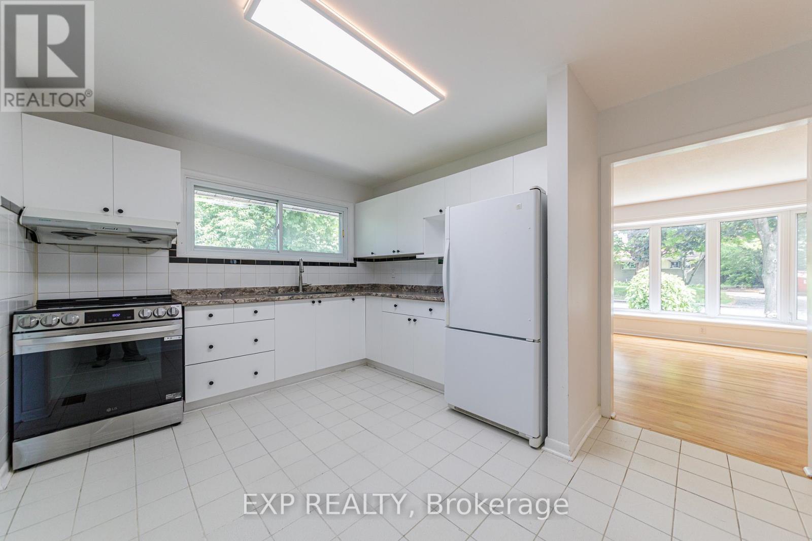 2097 Kingsley Road, Ottawa, Ontario  K2C 2X6 - Photo 9 - X13532712