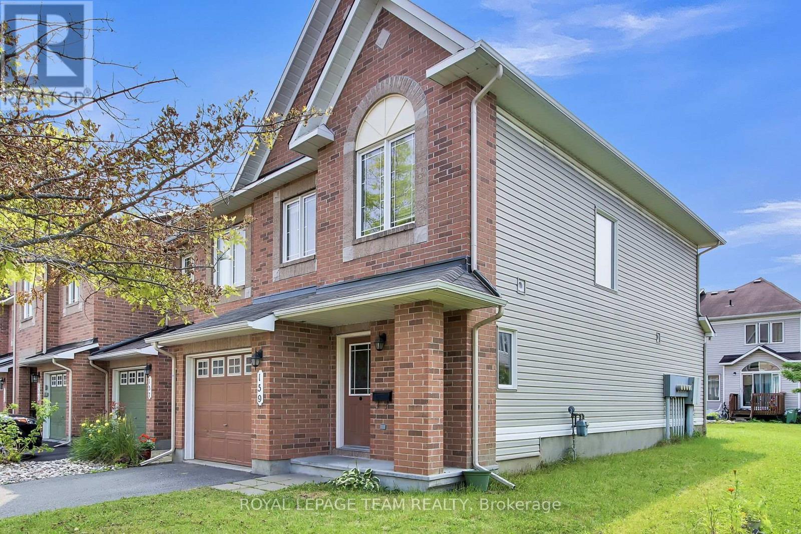 159 Tacom Circle, Ottawa, Ontario K2G 4R1 - Photo 2 - X13532816