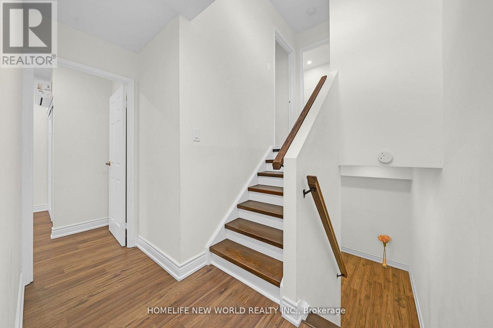 38 Springfair Avenue, Aurora, Ontario  L4G 3M2 - Photo 11 - N13532562