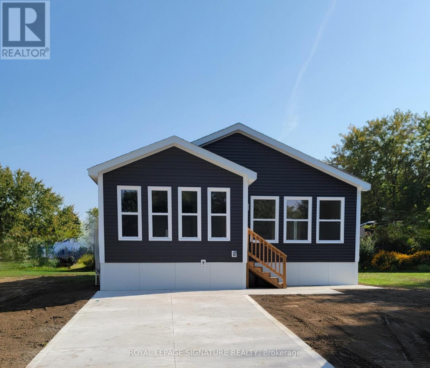 18 Briar Wood Place, Innisfil, Ontario  L0L 1L0 - Photo 1 - N13532598