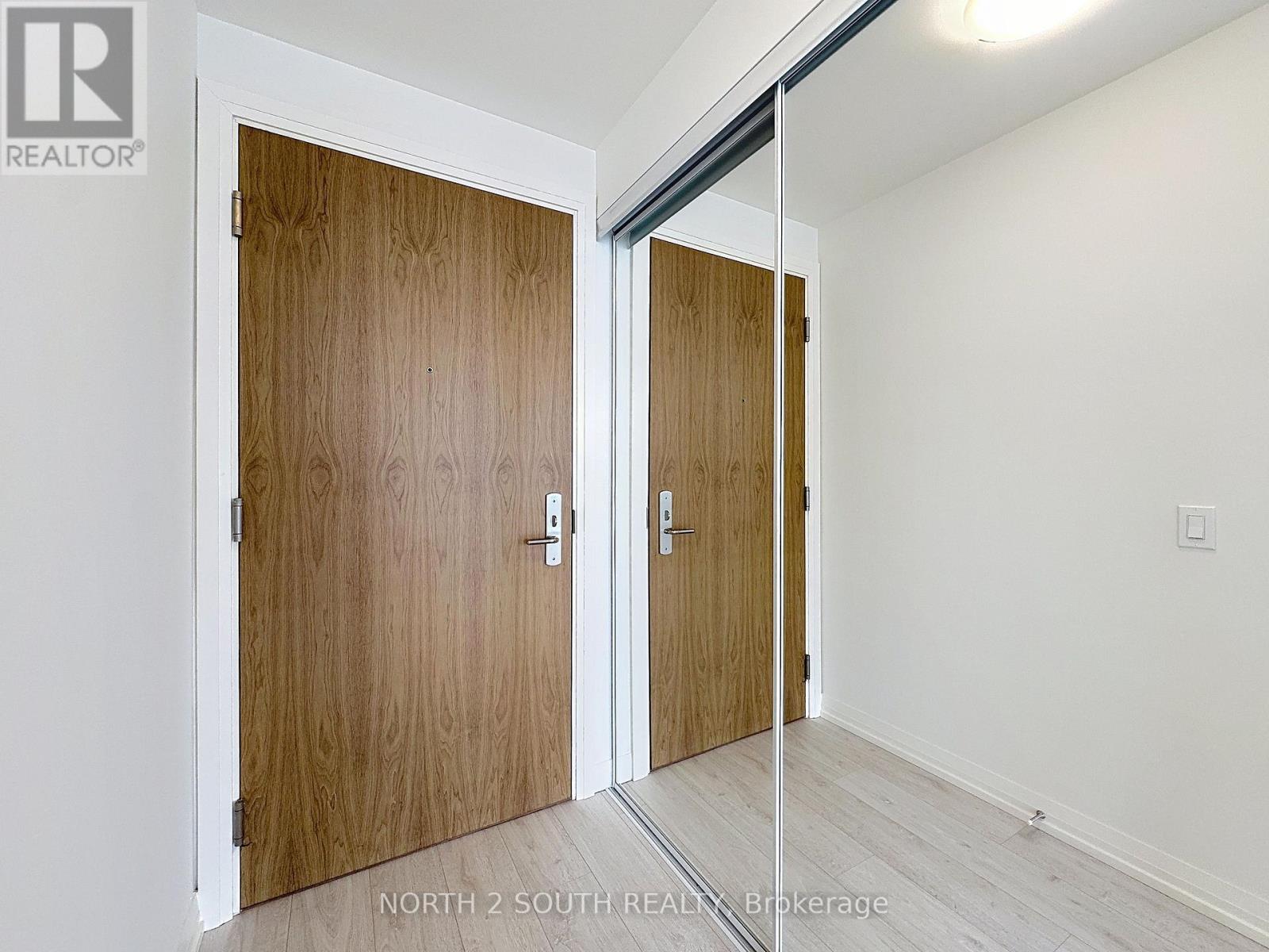 2508 - 27 Korda Gate, Vaughan, Ontario  L4K 0P6 - Photo 3 - N13532708