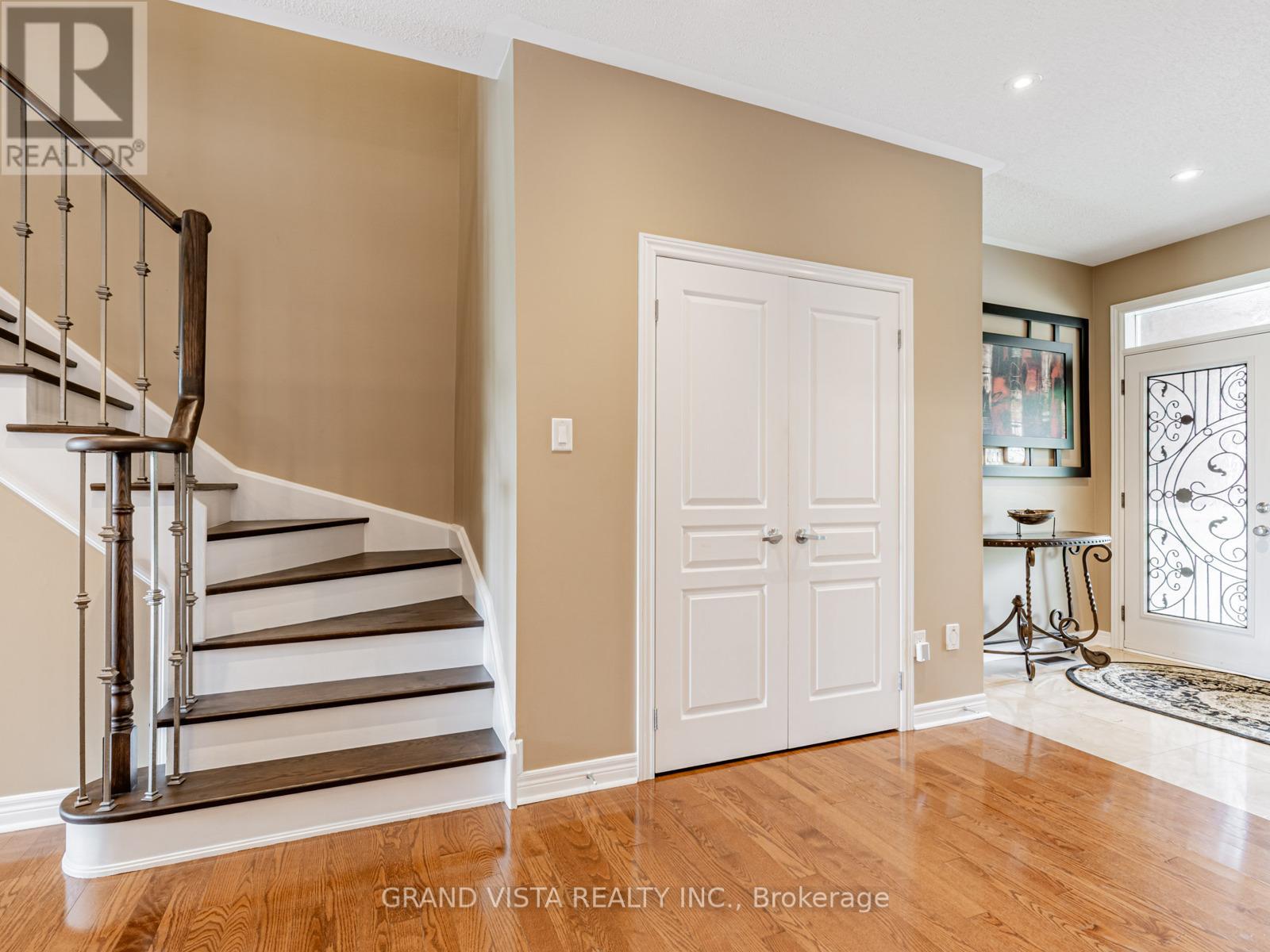 31 Routledge Drive, Richmond Hill, Ontario  L4E 0C4 - Photo 8 - N13532720