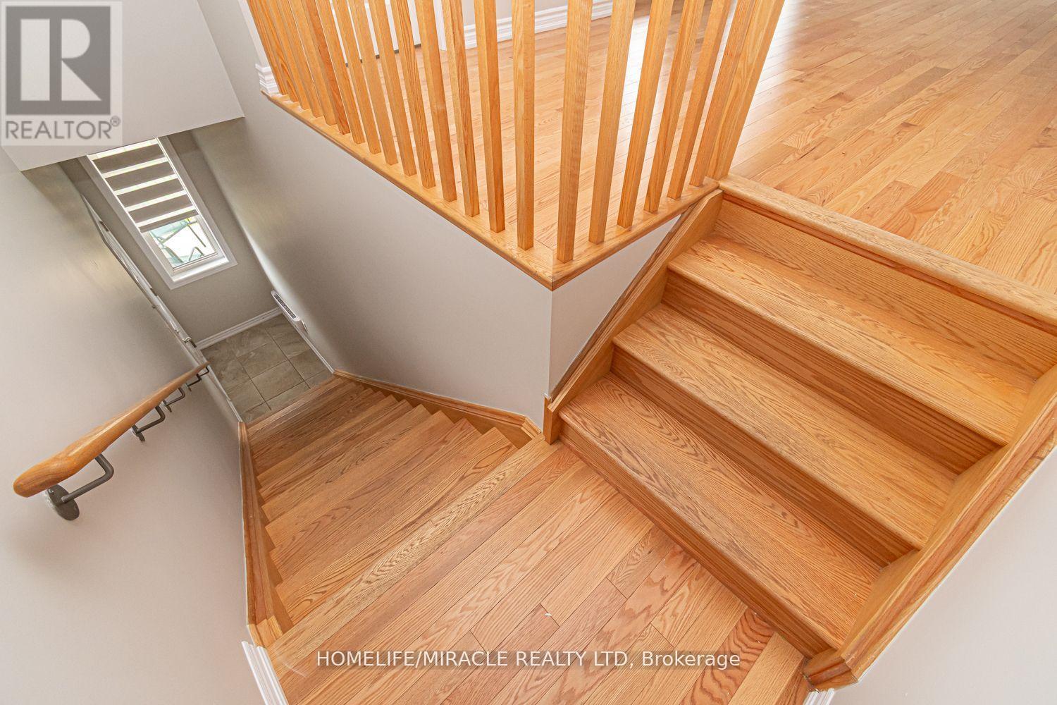 35 Bannister Road, Barrie, Ontario  L9J 0L5 - Photo 6 - S13532528