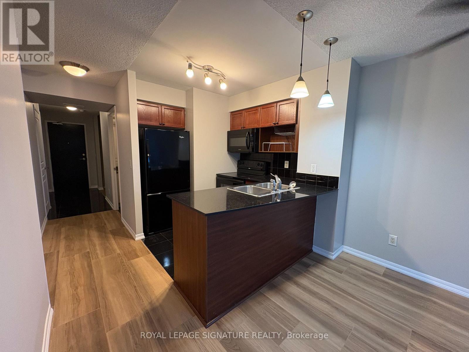 1014 - 18 Yonge Street, Toronto, Ontario  M5E 1Z8 - Photo 3 - C13532740