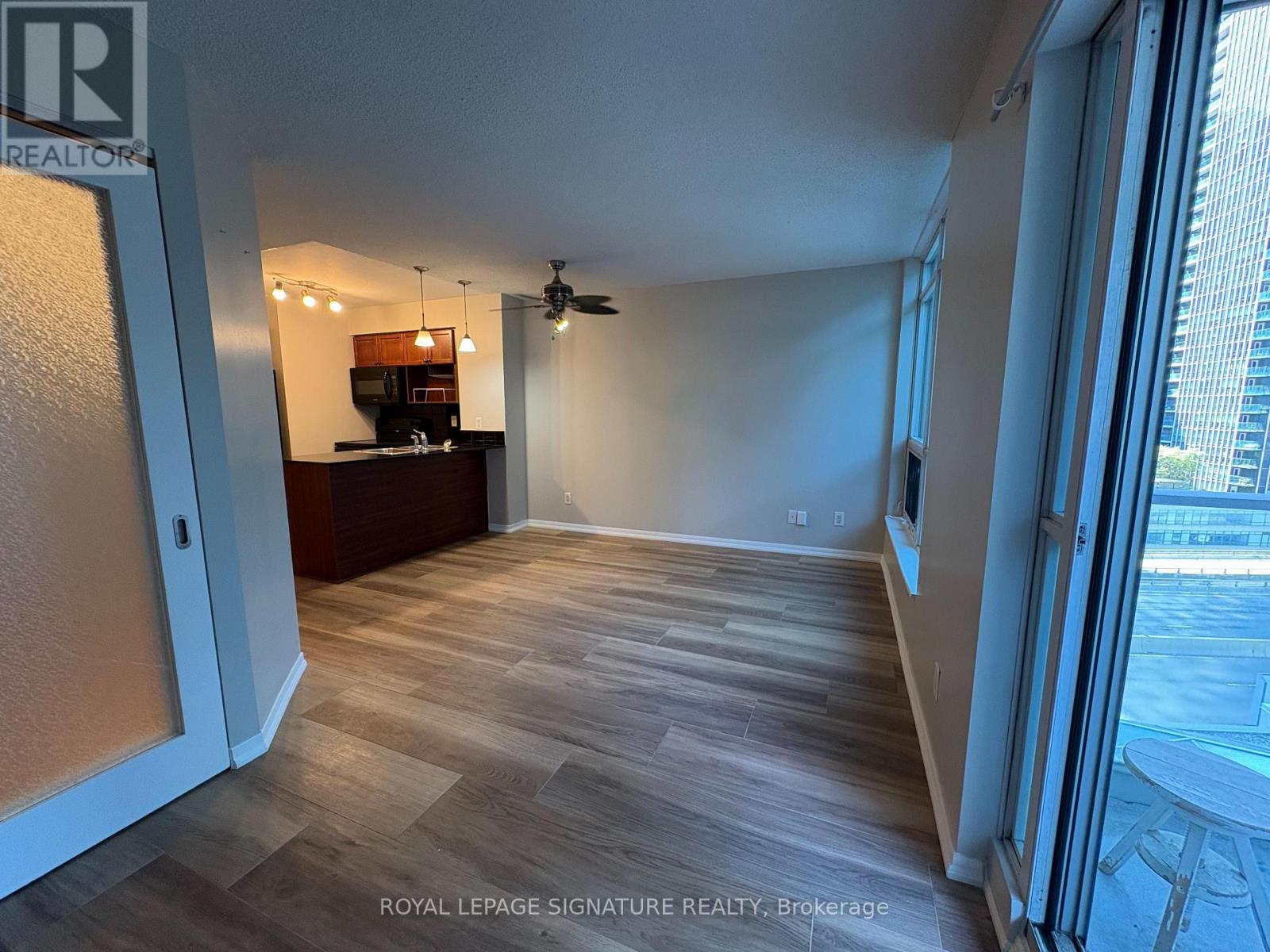 1014 - 18 Yonge Street, Toronto, Ontario  M5E 1Z8 - Photo 7 - C13532740