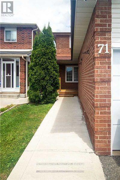 Upper - 71 Ecclestone Drive, Brampton, Ontario  L6X 3M7 - Photo 2 - W13532508