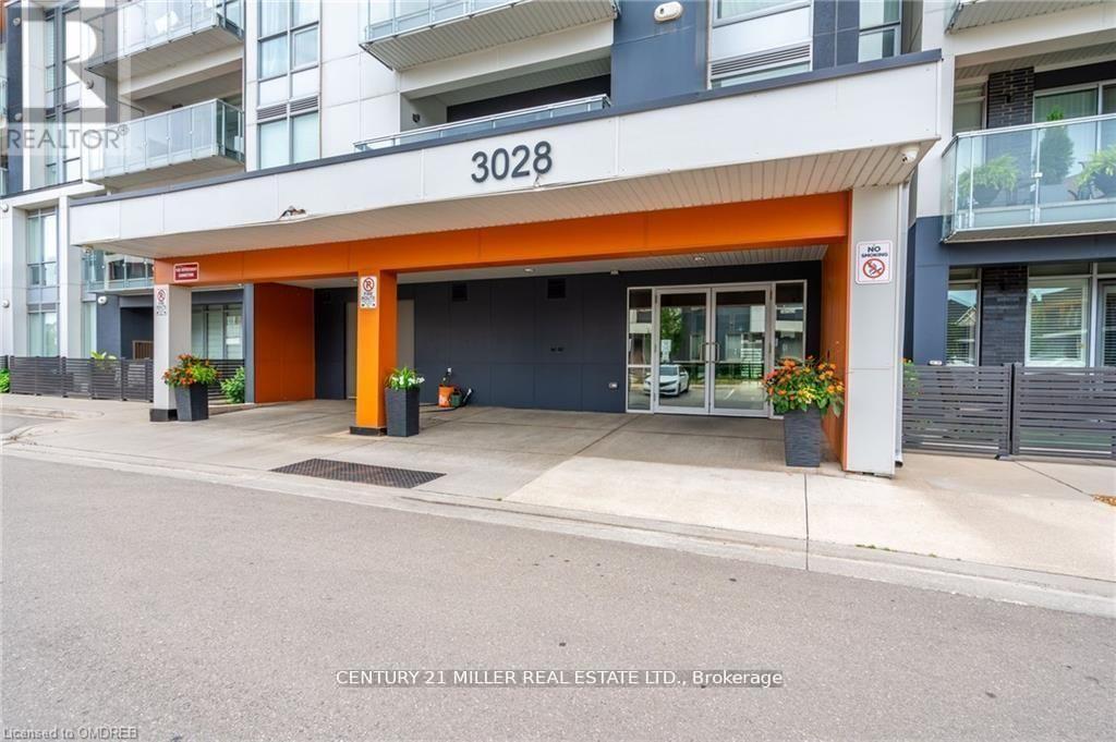 # 305 - 3028 Creekshore Common, Oakville, Ontario  L6M 5K6 - Photo 2 - W13532568