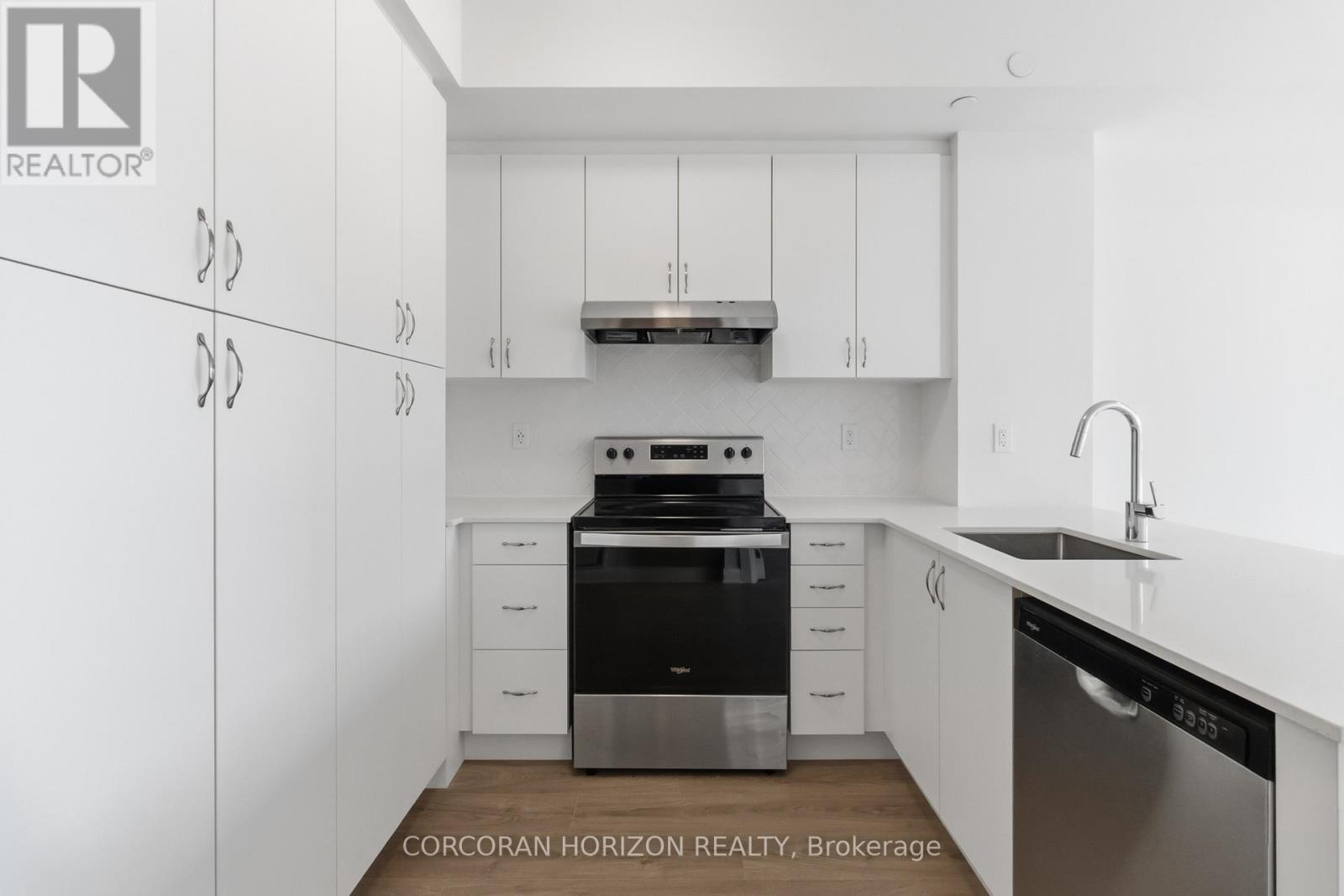 625 - 3240 William Coltson Avenue, Oakville, Ontario  L6H 0X1 - Photo 5 - W13532644