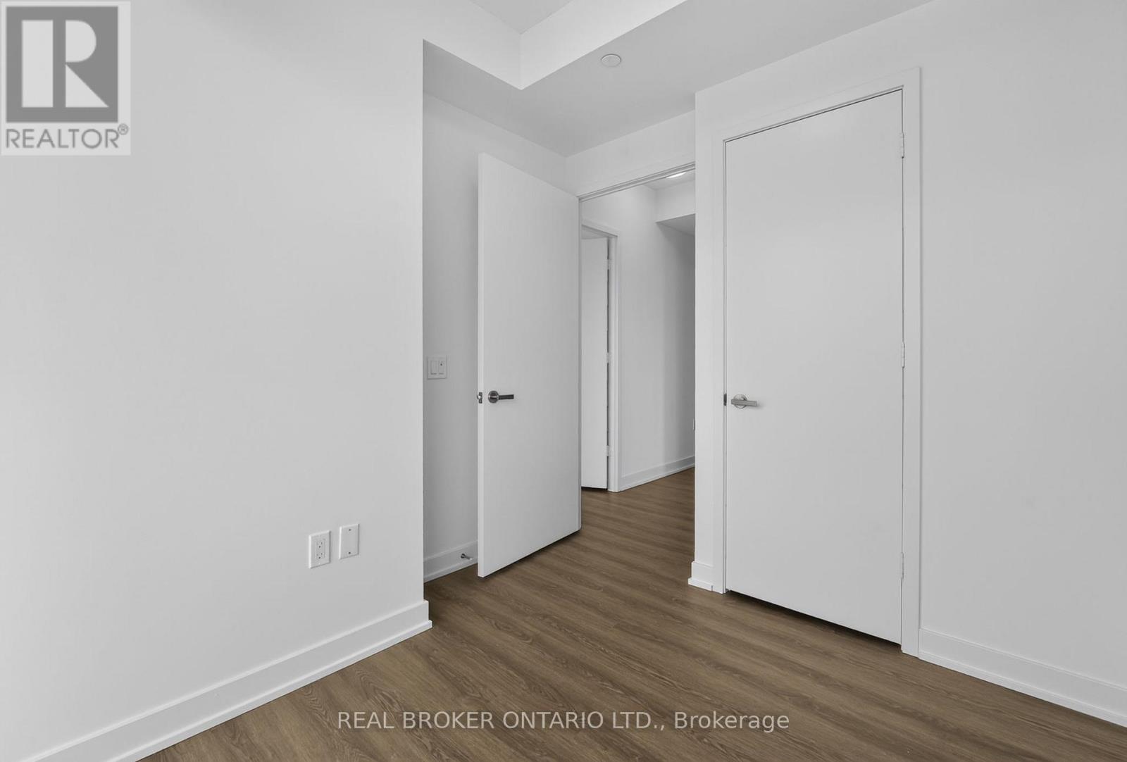 4111 - 448 Burnhamthorpe Road W, Mississauga, Ontario  L5B 0R4 - Photo 13 - W13532682