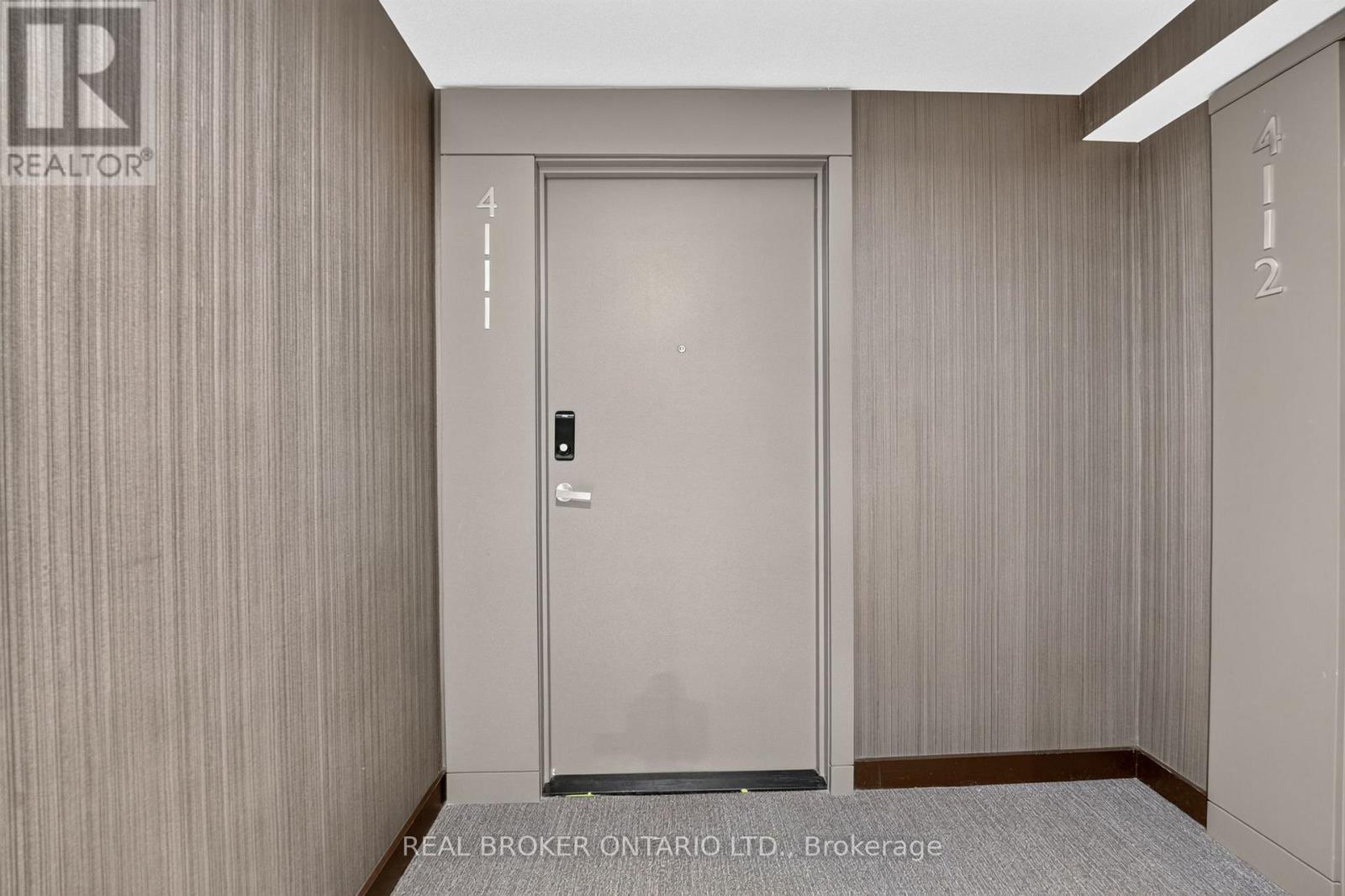 4111 - 448 Burnhamthorpe Road W, Mississauga, Ontario  L5B 0R4 - Photo 2 - W13532682