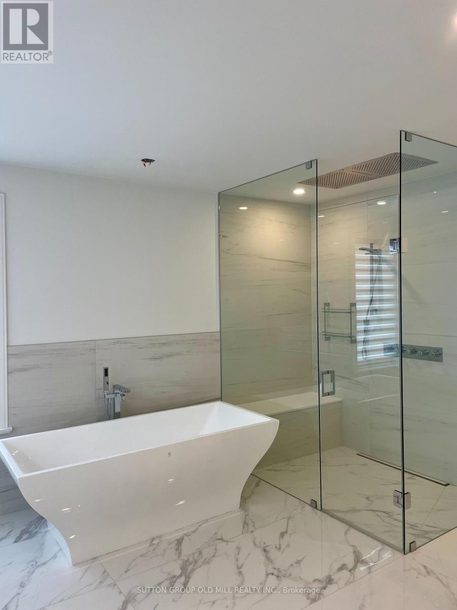 4 Leamington Avenue, Toronto, Ontario  M8Z 2W4 - Photo 19 - W13532780