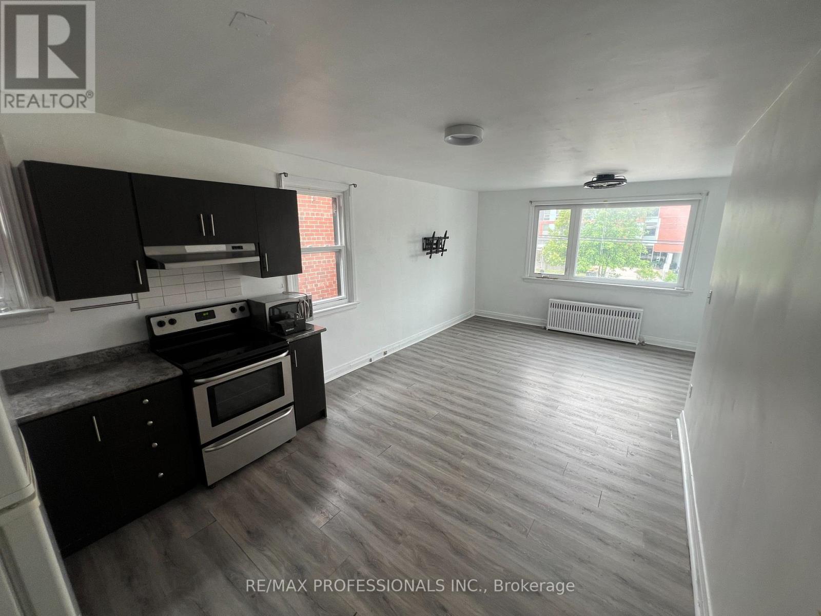 2 - 3210 Lake Shore Boulevard W, Toronto, Ontario  M8V 1L9 - Photo 2 - W13532782