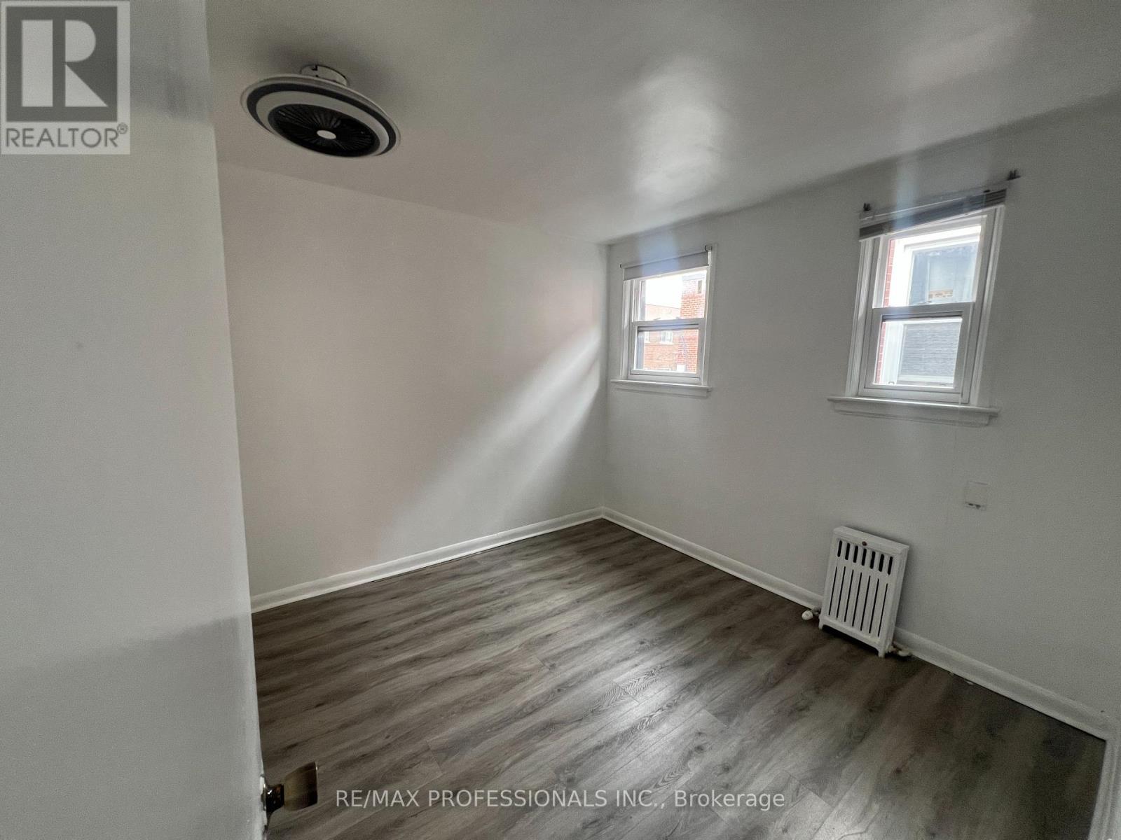 2 - 3210 Lake Shore Boulevard W, Toronto, Ontario  M8V 1L9 - Photo 5 - W13532782