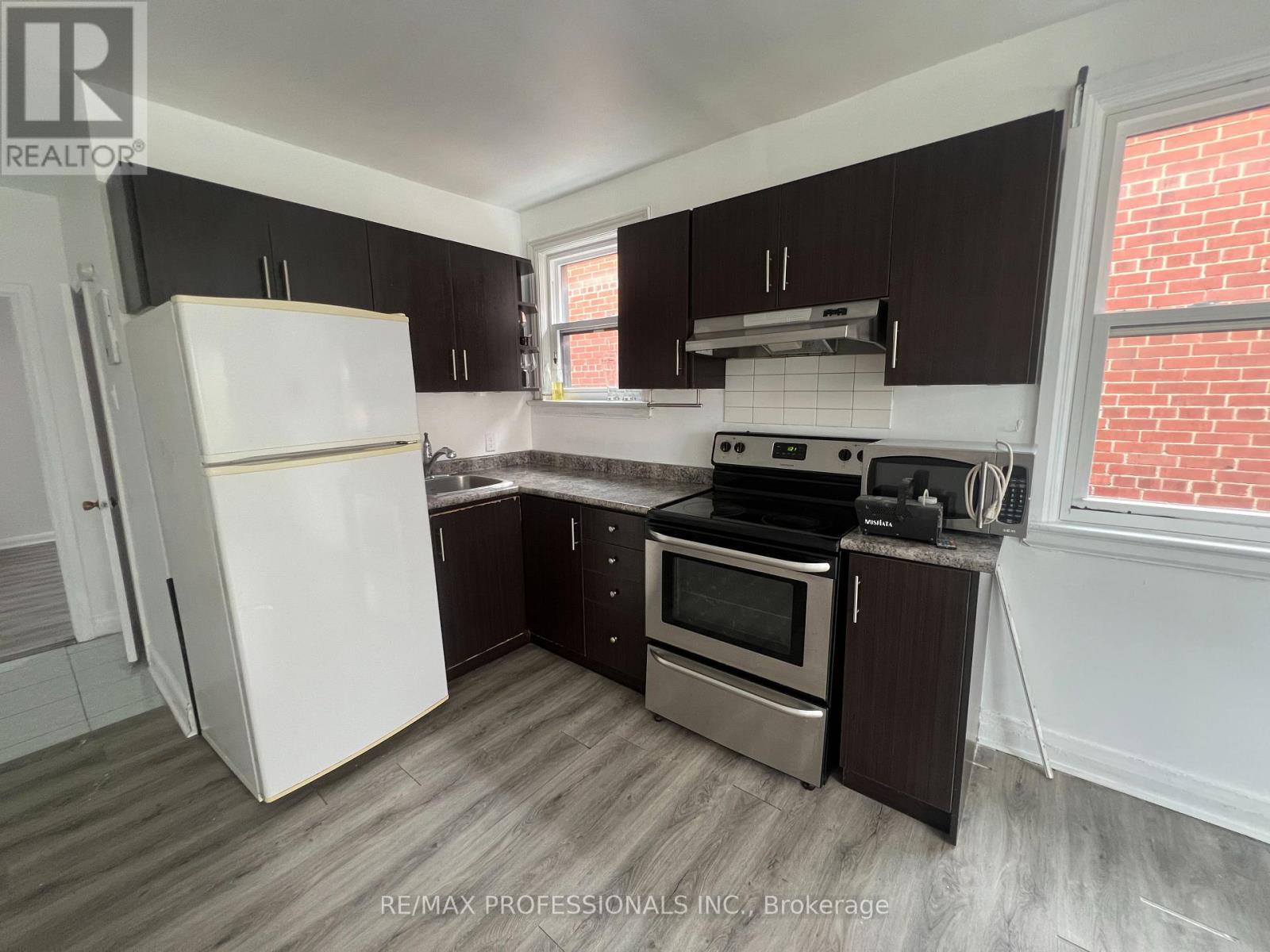2 - 3210 Lake Shore Boulevard W, Toronto, Ontario  M8V 1L9 - Photo 6 - W13532782