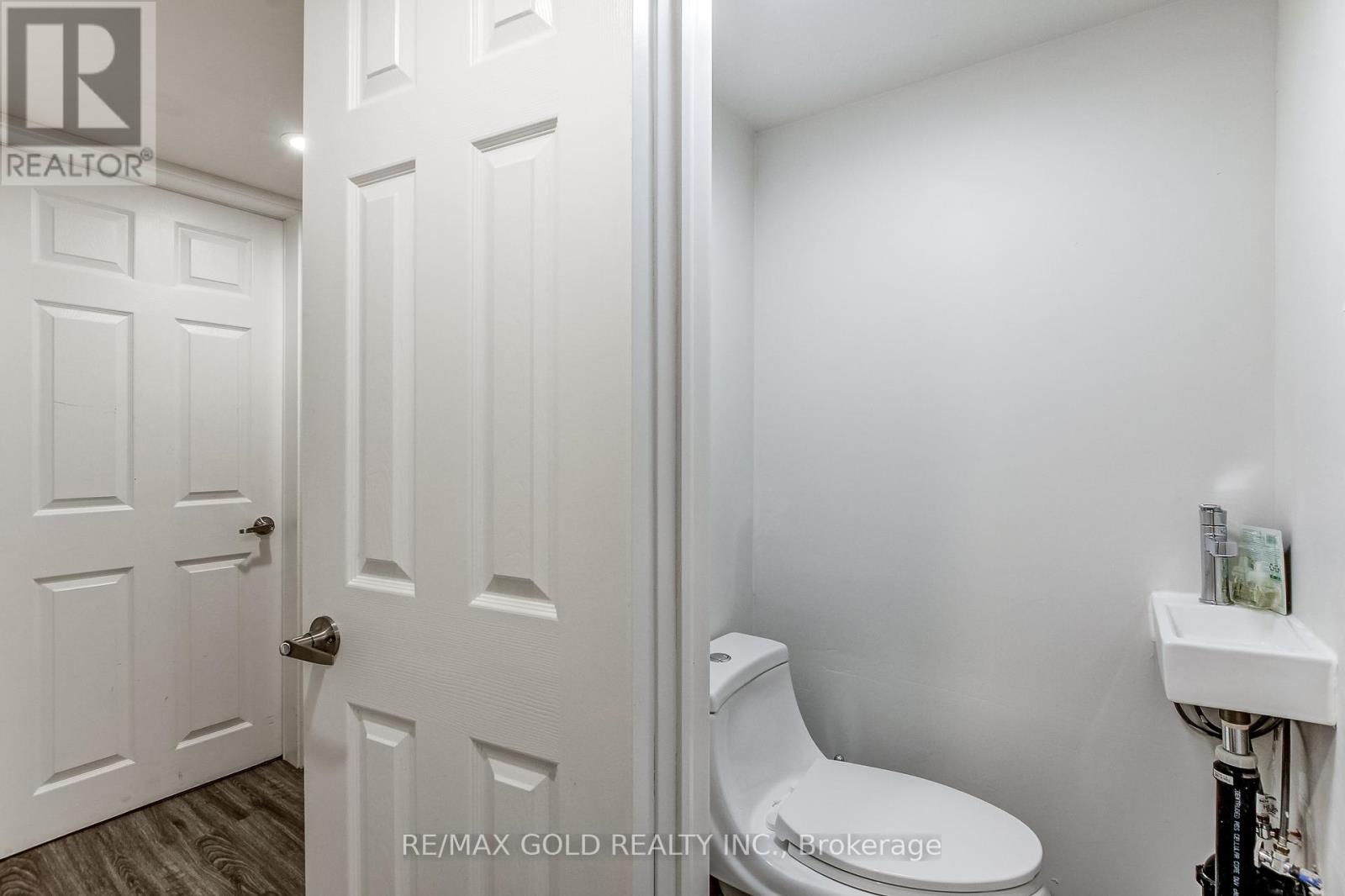 3352 Vernon Powell Drive, Oakville, Ontario  L6H 0Y4 - Photo 35 - W13532802