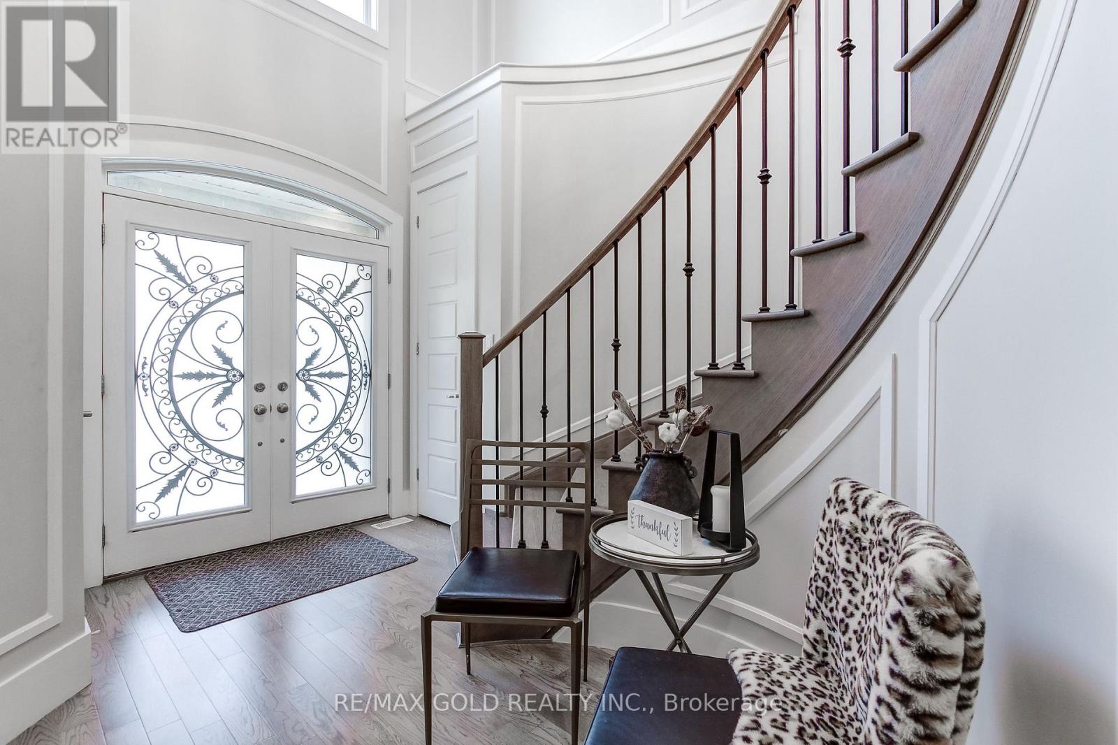 3352 Vernon Powell Drive, Oakville, Ontario  L6H 0Y4 - Photo 5 - W13532802