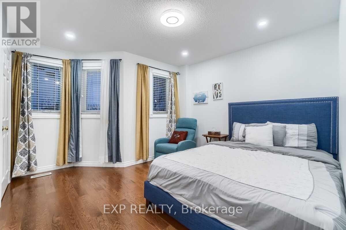 Main & Upper Floor - 6261 Prairie Circle, Mississauga, Ontario L5N 5Y9 - Photo 16 - W13532834
