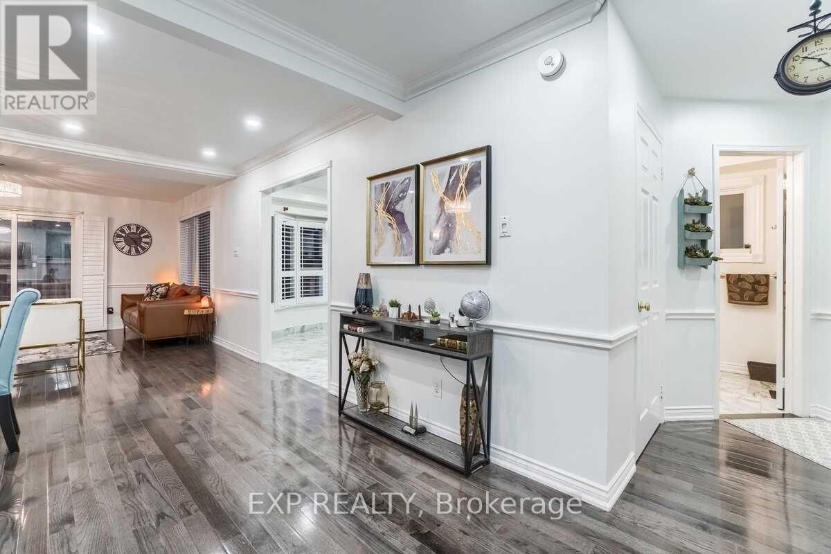 Main & Upper Floor - 6261 Prairie Circle, Mississauga, Ontario L5N 5Y9 - Photo 29 - W13532834