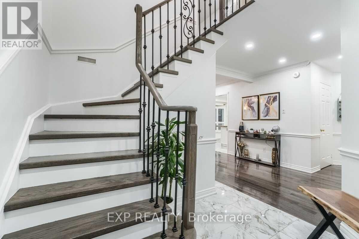 Main & Upper Floor - 6261 Prairie Circle, Mississauga, Ontario L5N 5Y9 - Photo 30 - W13532834