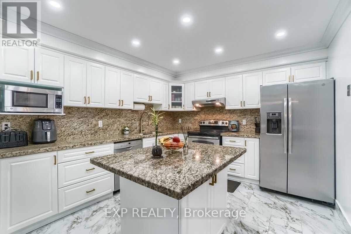 Main & Upper Floor - 6261 Prairie Circle, Mississauga, Ontario L5N 5Y9 - Photo 5 - W13532834