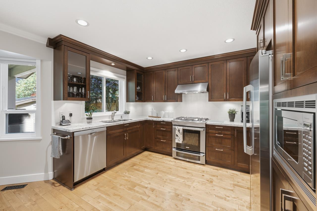 16237 Northglen Place, Surrey, British Columbia  V4N 1T7 - Photo 12 - R3141189
