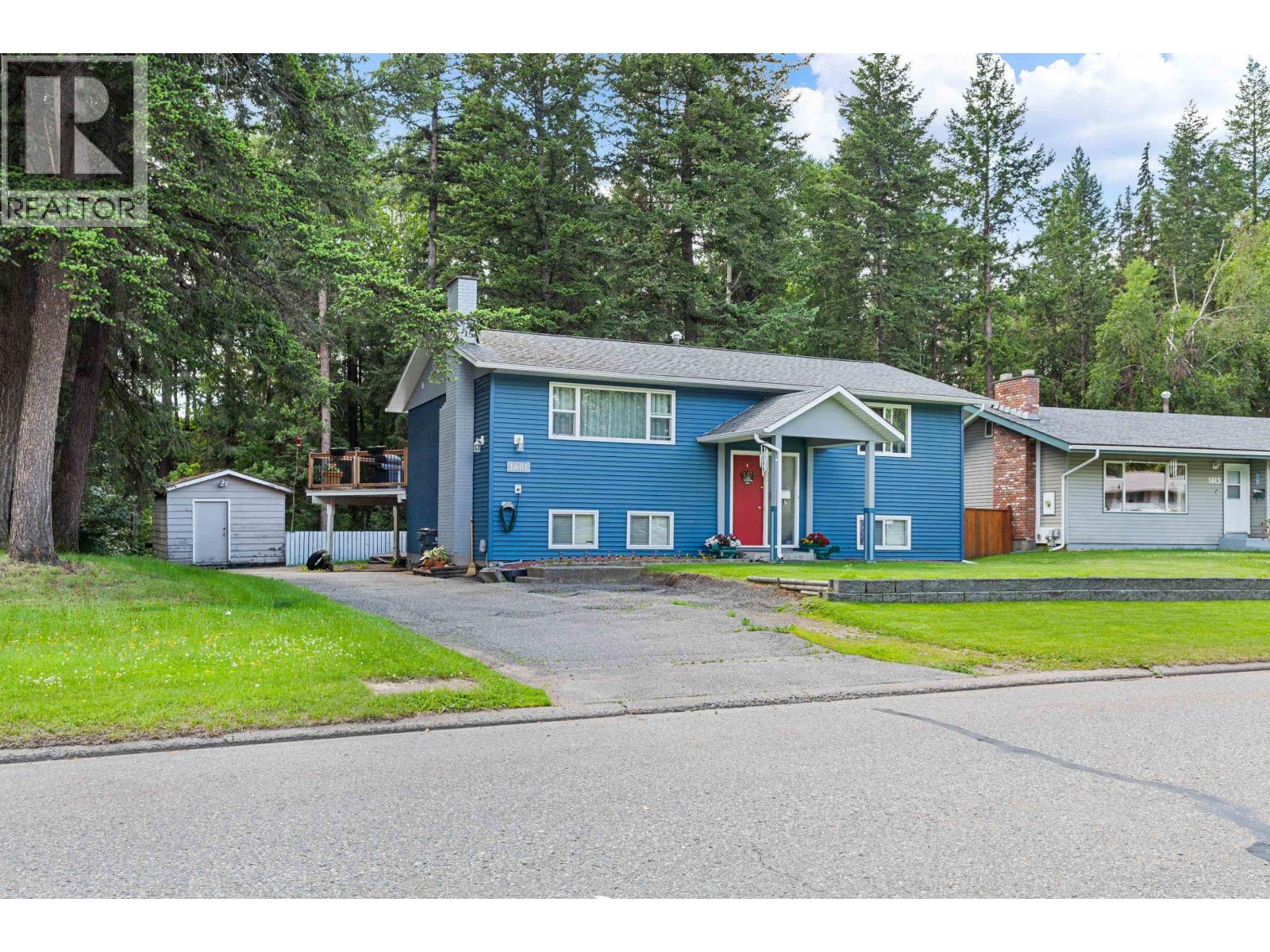 1601 Pearson Avenue, Prince George, British Columbia  V2L 4K7 - Photo 2 - R3143451