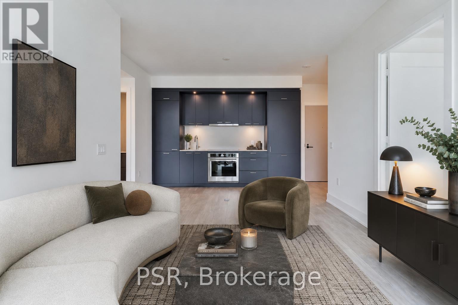 733 - 858 DUPONT STREET, Toronto, Ontario