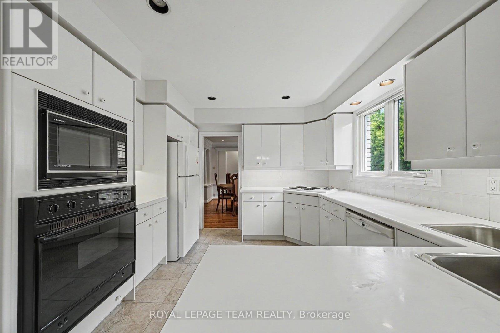 907 Dresden Crescent, Ottawa, Ontario  K2B 5H8 - Photo 12 - X13532862