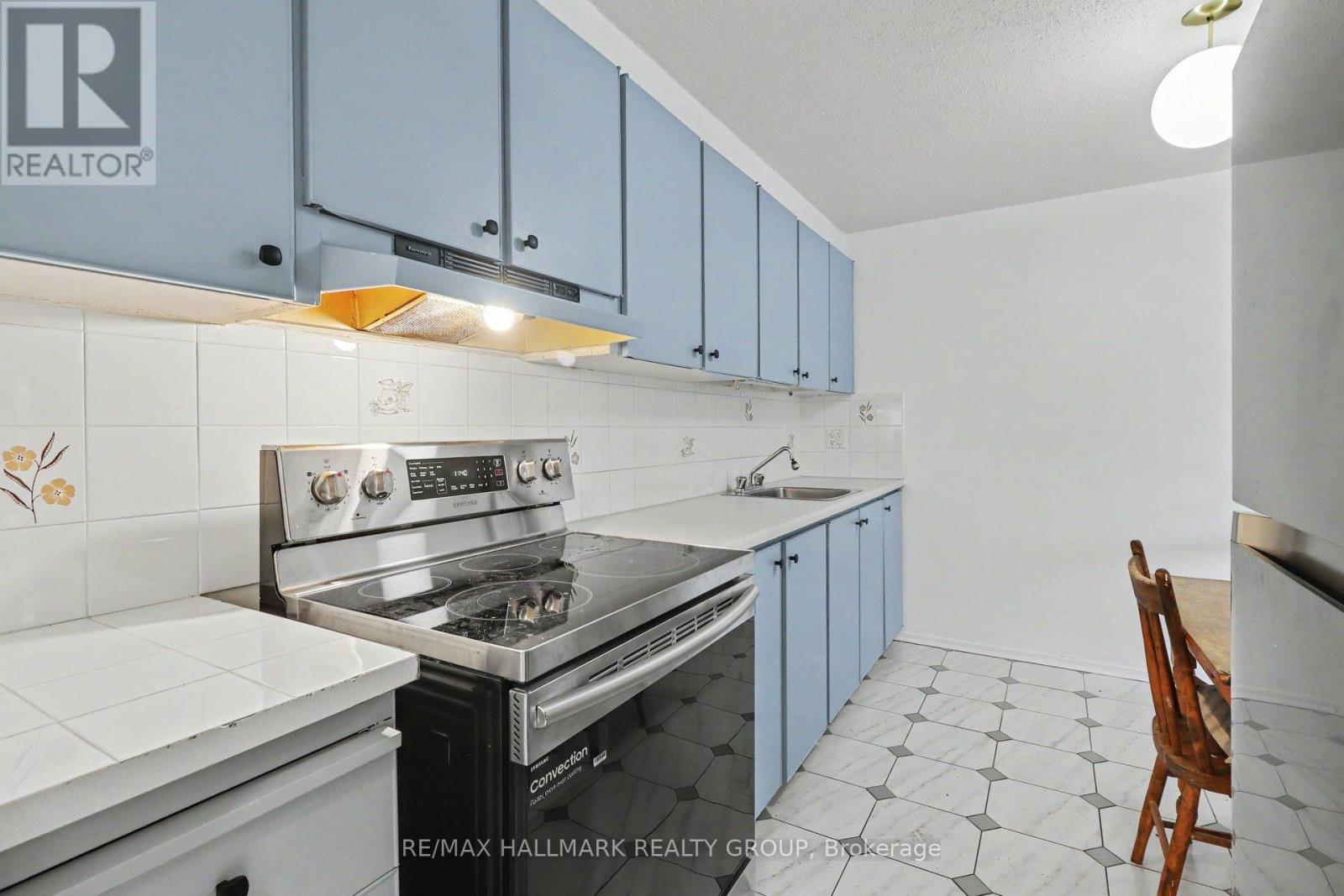 8 - 900 Elmsmere Road, Ottawa, Ontario  K1J 7T6 - Photo 8 - X13533036