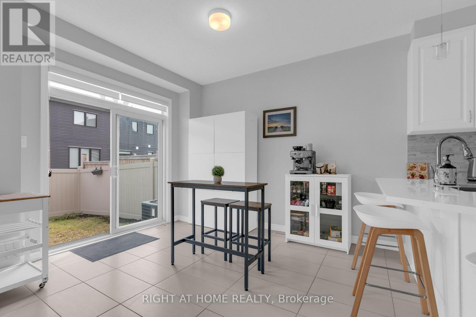104 Unity Place, Ottawa, Ontario  K2S 2Y8 - Photo 11 - X13533050