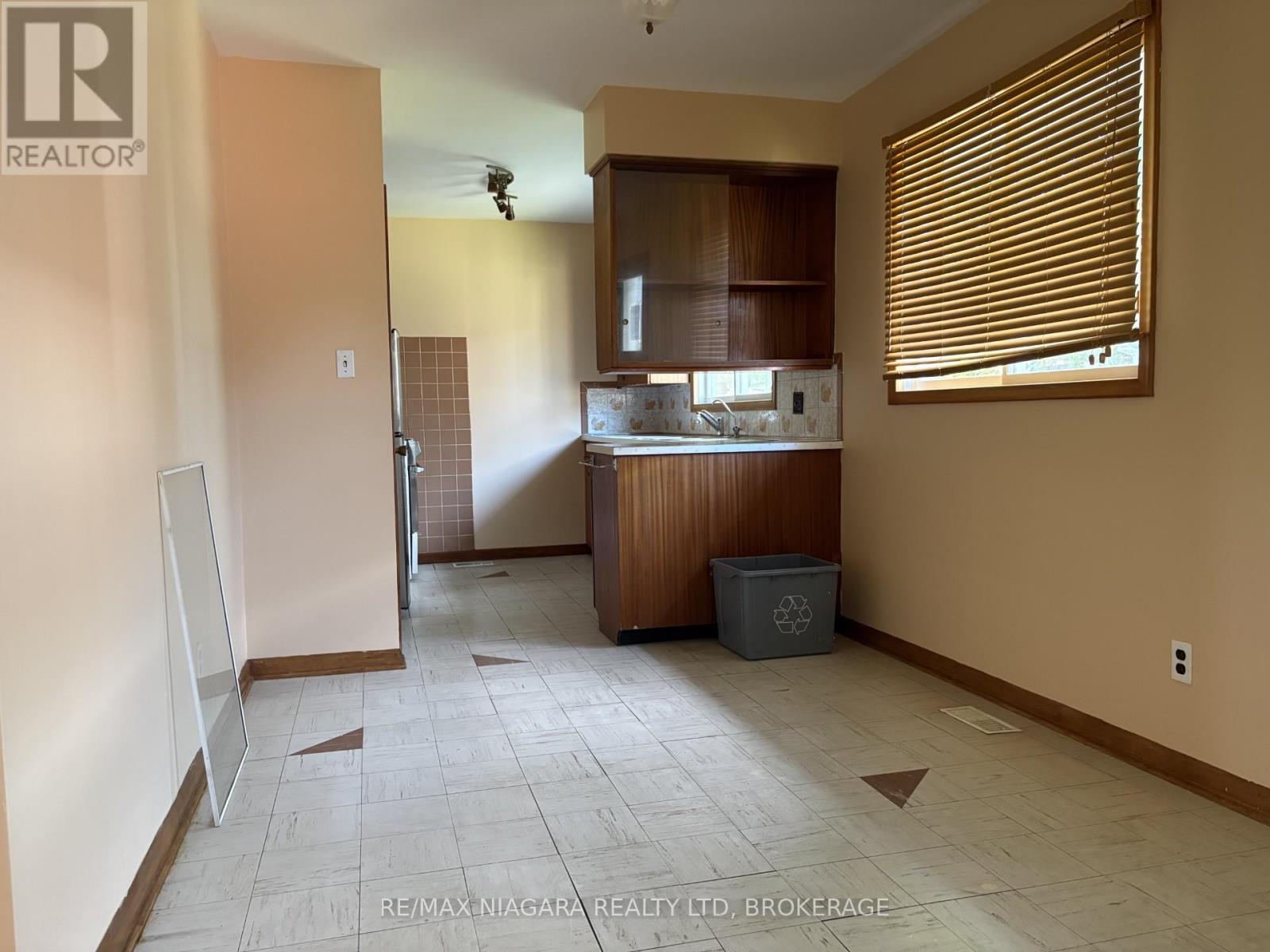 6611 Margaret Street, Niagara Falls, Ontario  L2G 2V1 - Photo 7 - X13533030