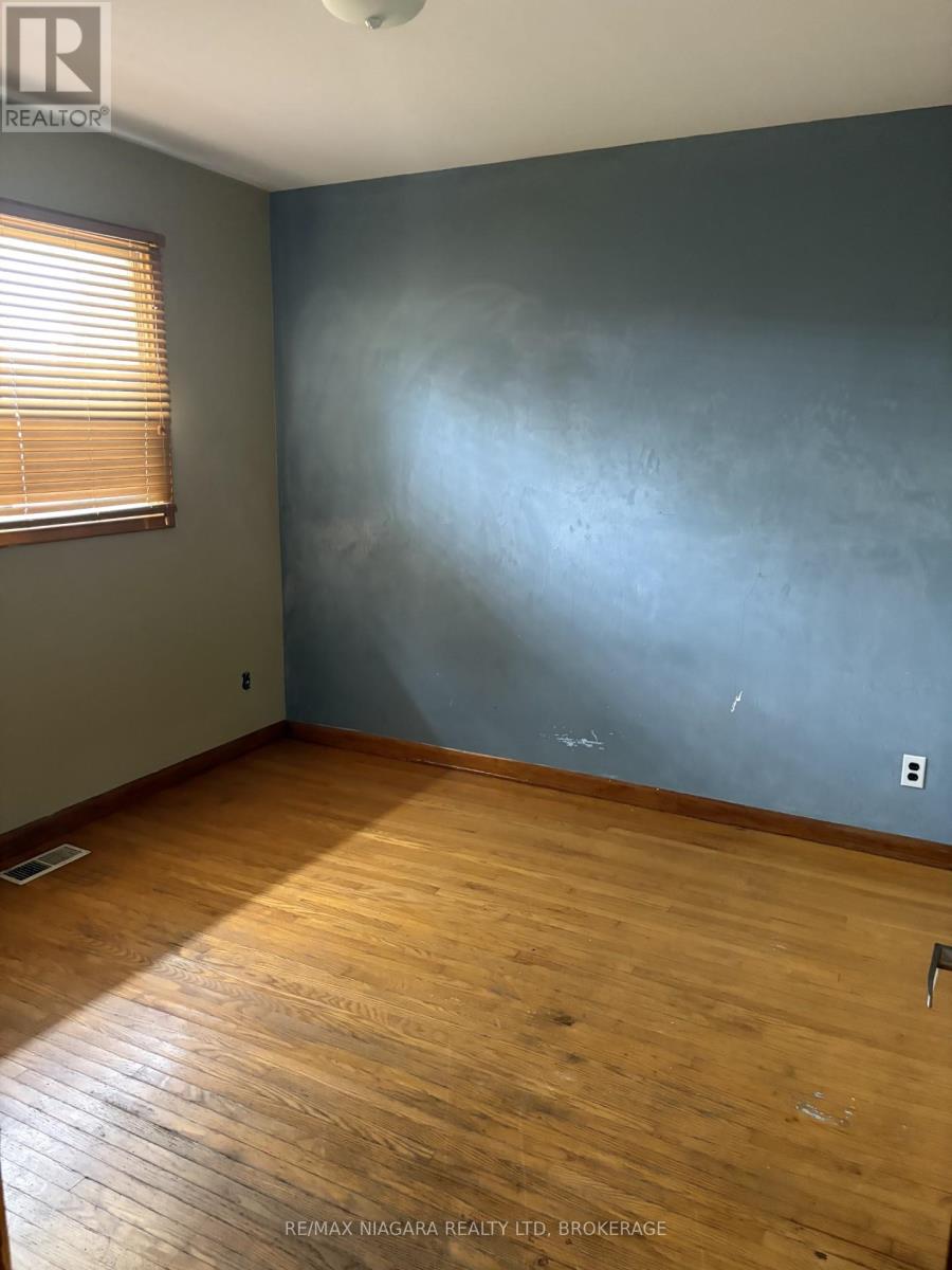 6611 Margaret Street, Niagara Falls, Ontario  L2G 2V1 - Photo 9 - X13533030