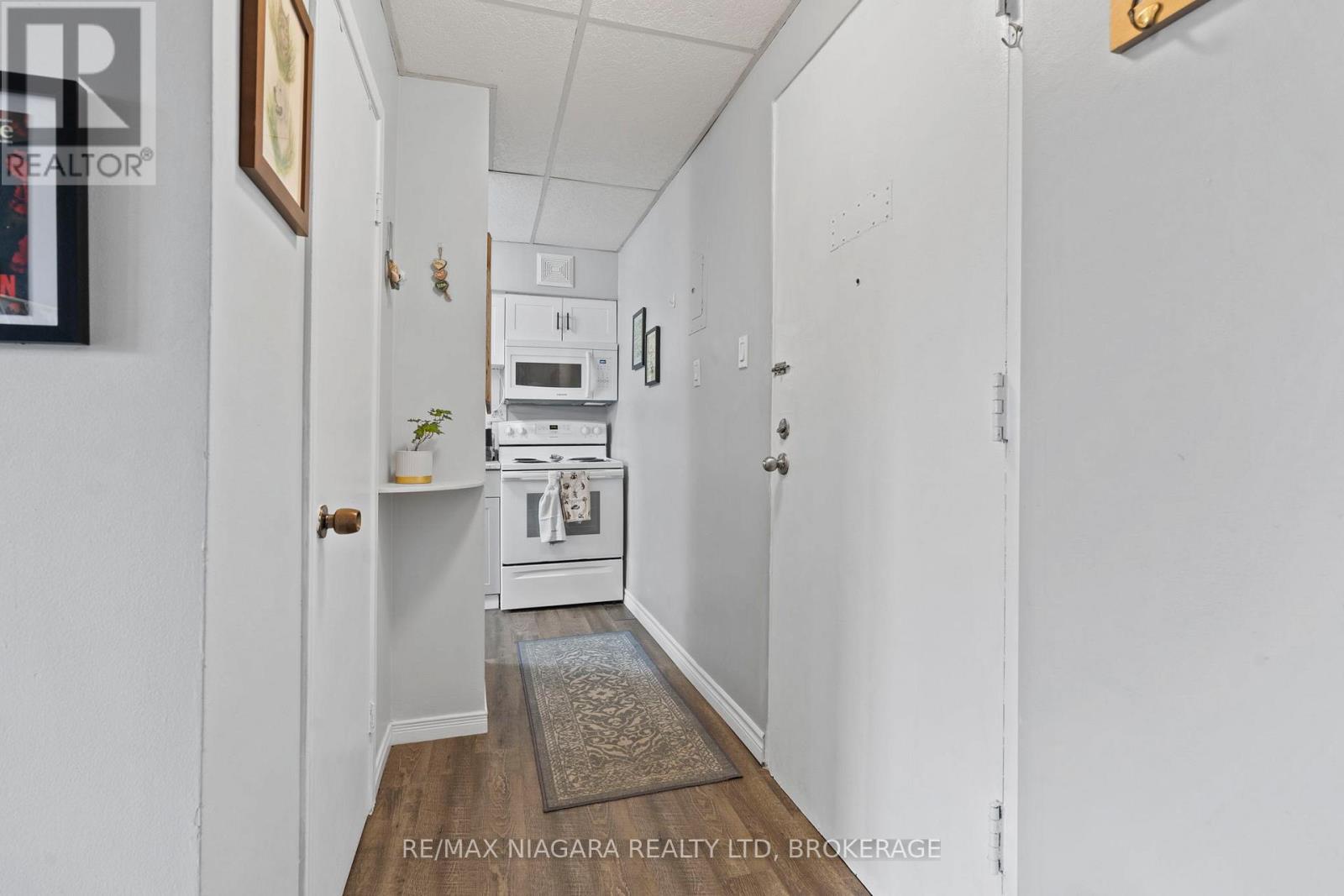 34 - 450 Carlton Street, St. Catharines, Ontario  L2M 4X1 - Photo 4 - X13533040