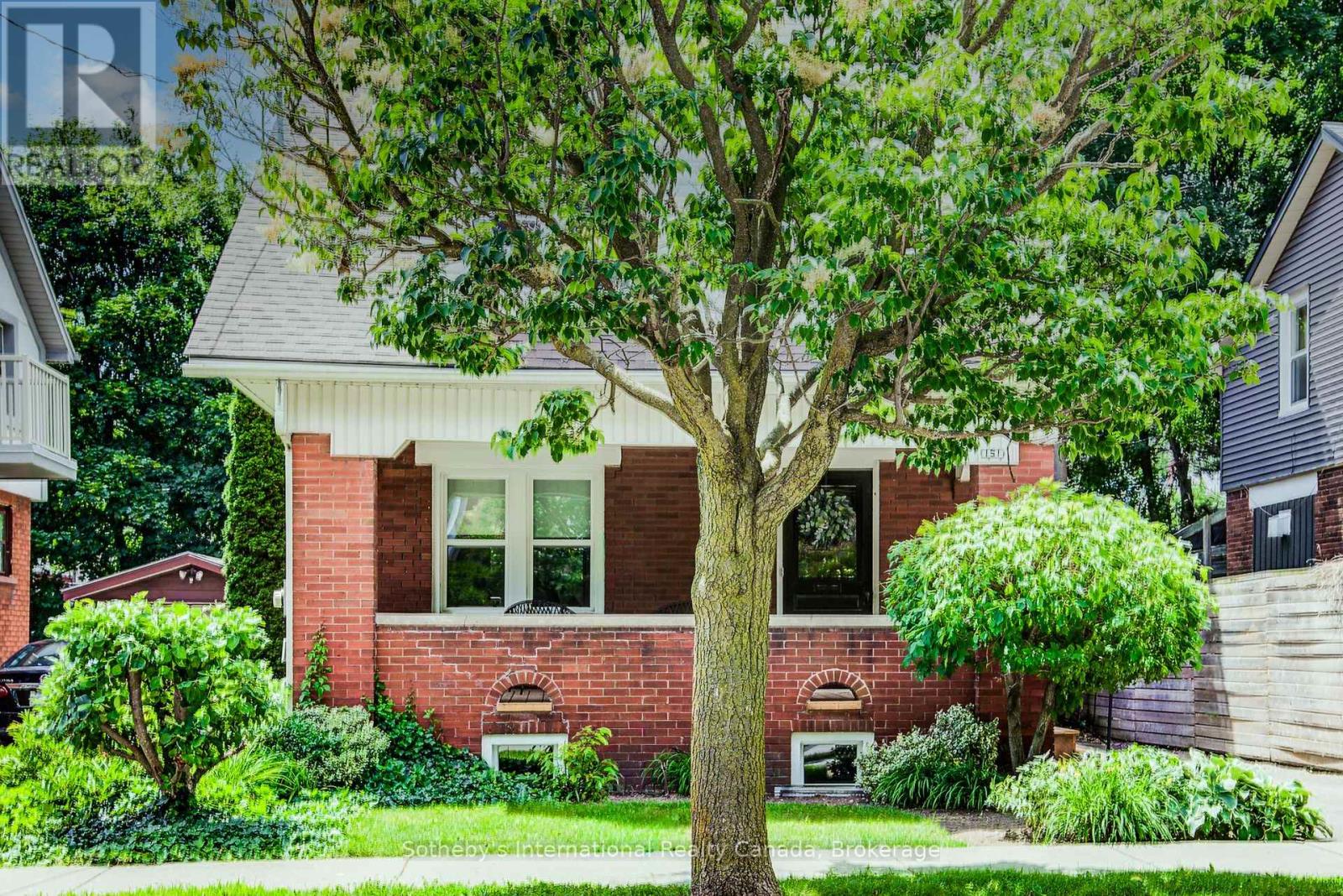 151 ESSON STREET, Waterloo, Ontario