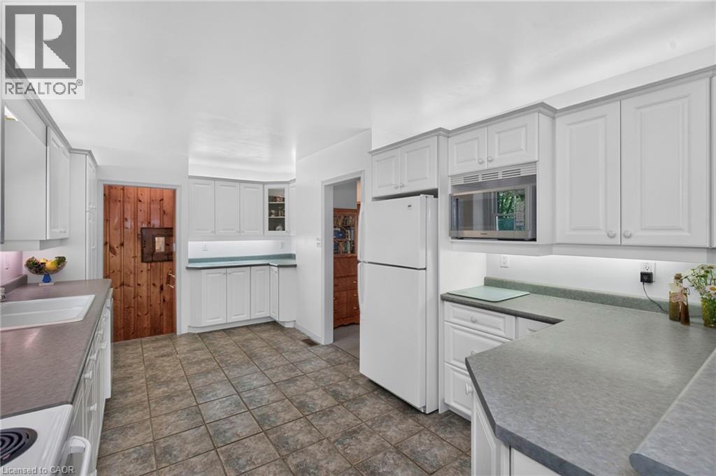 223 Tiny Beaches Road S, Tiny, Ontario  L0L 2J0 - Photo 12 - 40843266